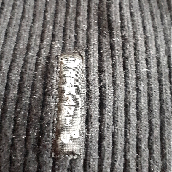 Vintage Armani sweater - Picture 3 of 10